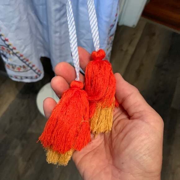Forever 21 Contemporary  large tassel peasant dress. Worn 2x - Picture 2 of 6